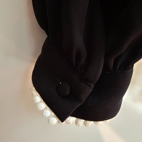 100% Silk Intermix Black Blouse W/ White Trim, Business Casual Office, Size 6 - Picture 7 of 10